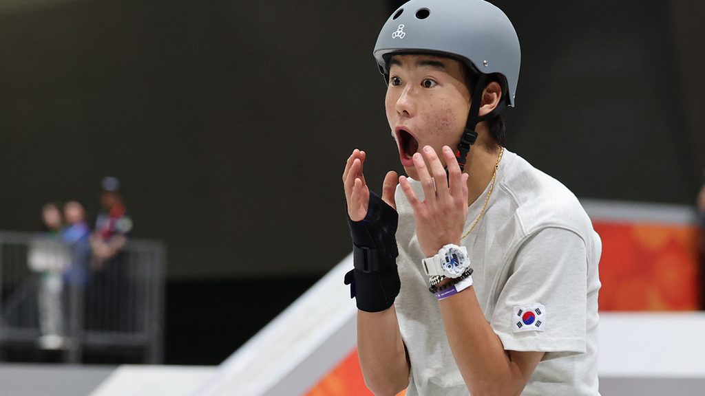 17살 강준이, 한국 스케이트보드 역사상 첫 아시안게임 금메달