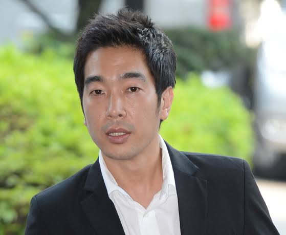 고영욱. 계정을 만들자마자 삭제됐다. 틱톡이 밝힌 이유