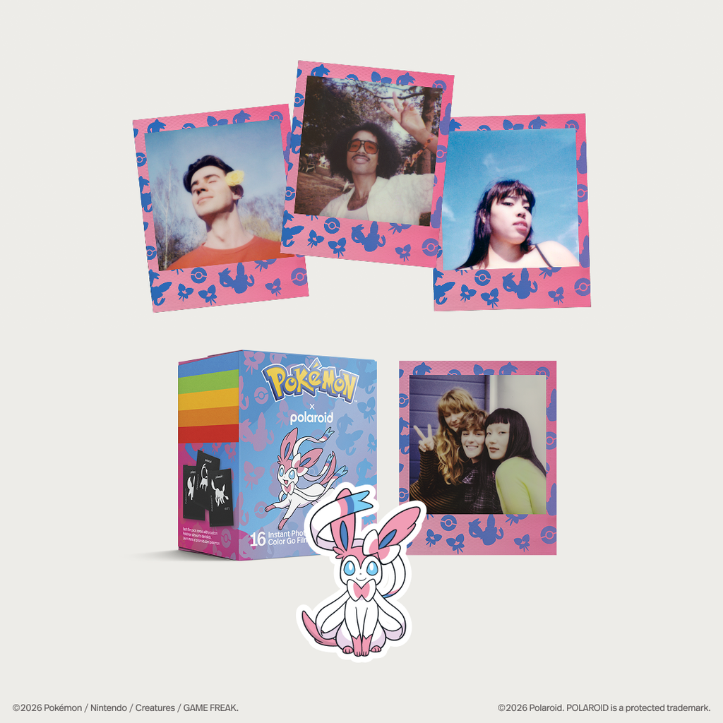 님피아 그래픽 프레임이 적용된 Polaroid Go 포켓몬 에디션 즉석사진